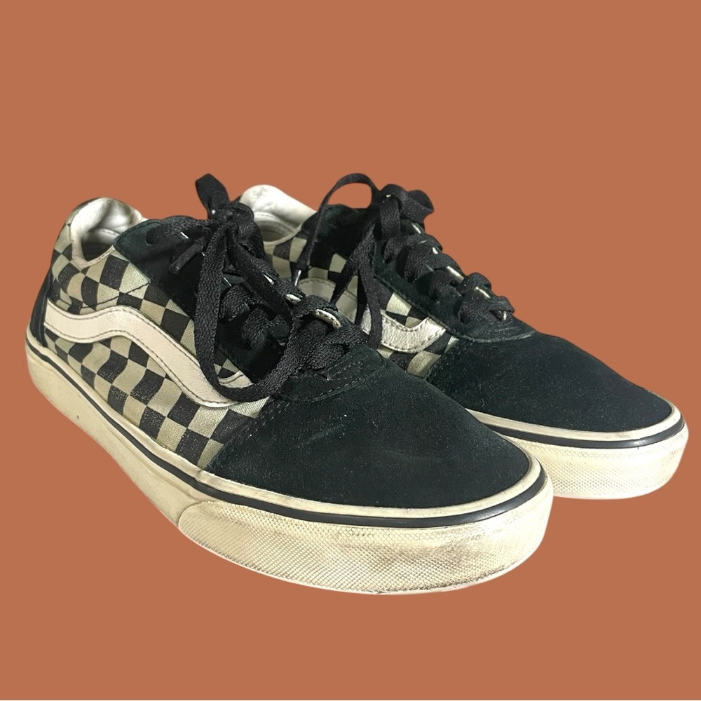Vans Women’s Old Skool Black and White Checkered Low Top Sneakers Size 7.5